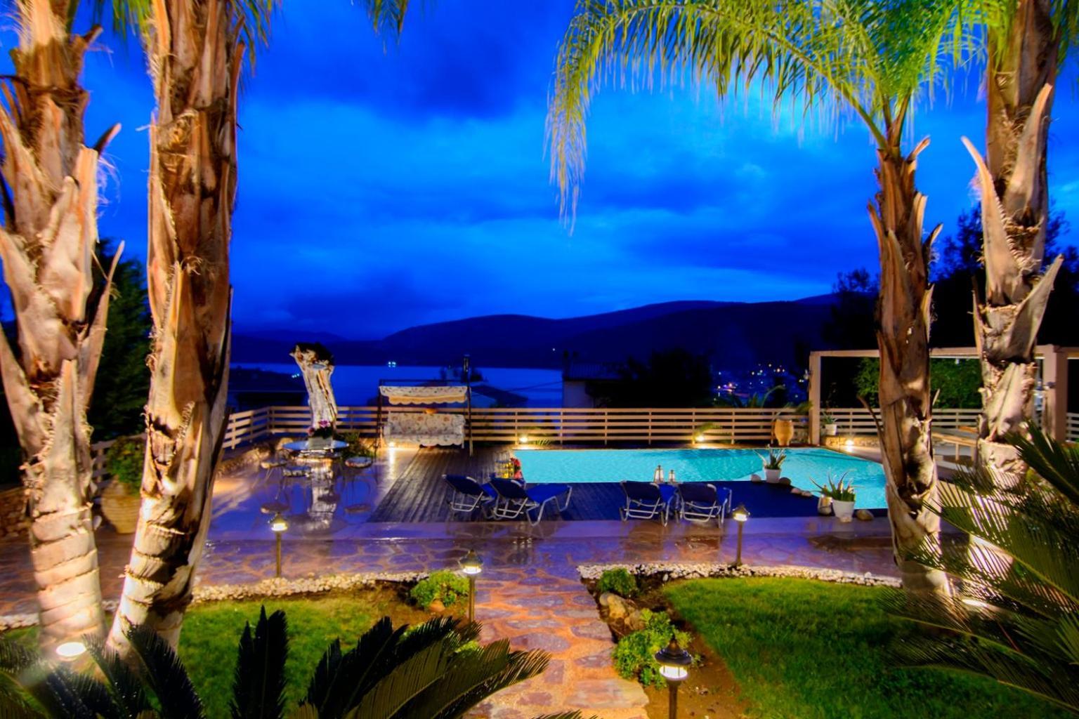 Villa Maira Luxurious With Private Swimming Pool Kórfos 外观 照片