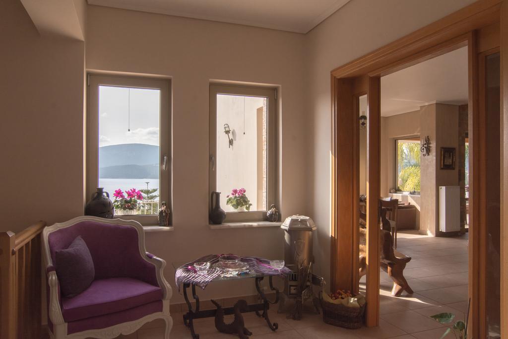 Villa Maira Luxurious With Private Swimming Pool Kórfos 外观 照片