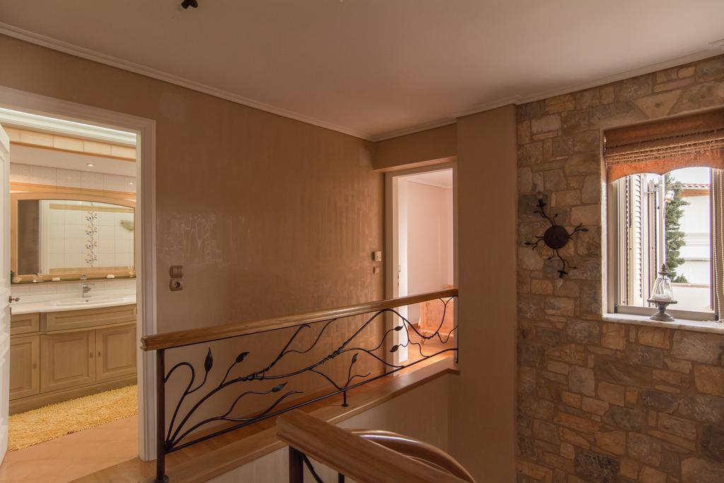 Villa Maira Luxurious With Private Swimming Pool Kórfos 外观 照片